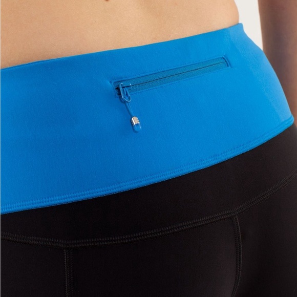 Lululemon Run: Bold In The Cold Pant Black / Beaming Blue Size 4 - Picture 8 of 16